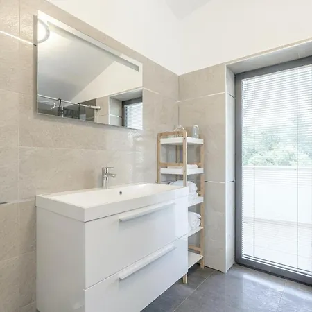 Pedena In Sveta Katarina - Haus Fuer 8-10 Personen Villa