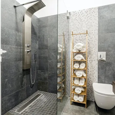 Pedena In Sveta Katarina - Haus Fuer 8-10 Personen Villa *